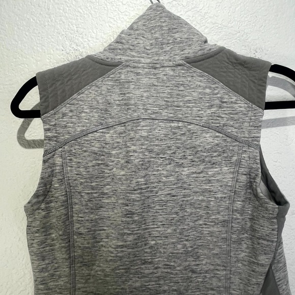 Athleta Stronger Vest‎ Womens Medium Gray Spacedye Stretch Workout Gym Training - Picture 10 of 13